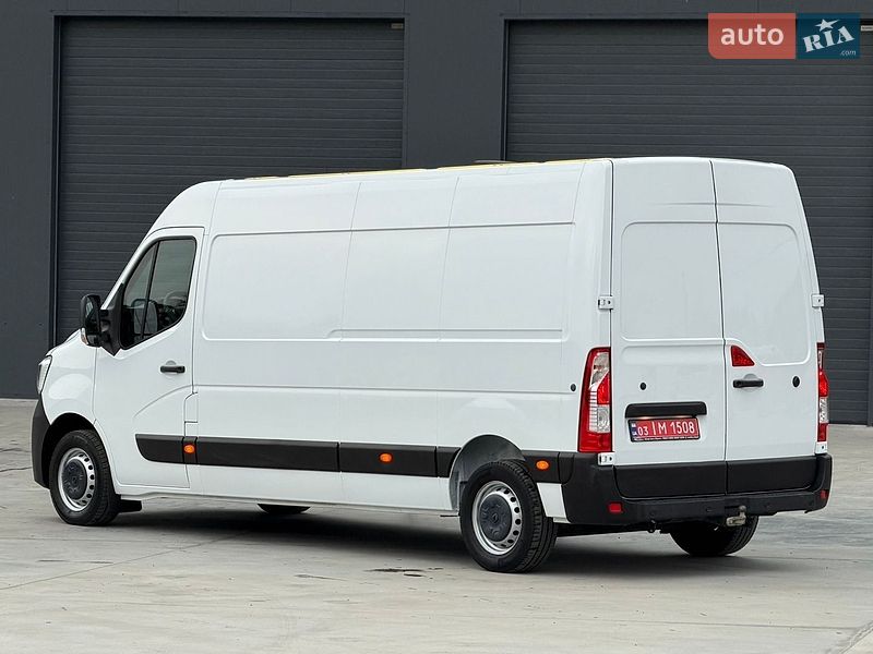 Грузовой фургон Renault Master 2022 в Дубно