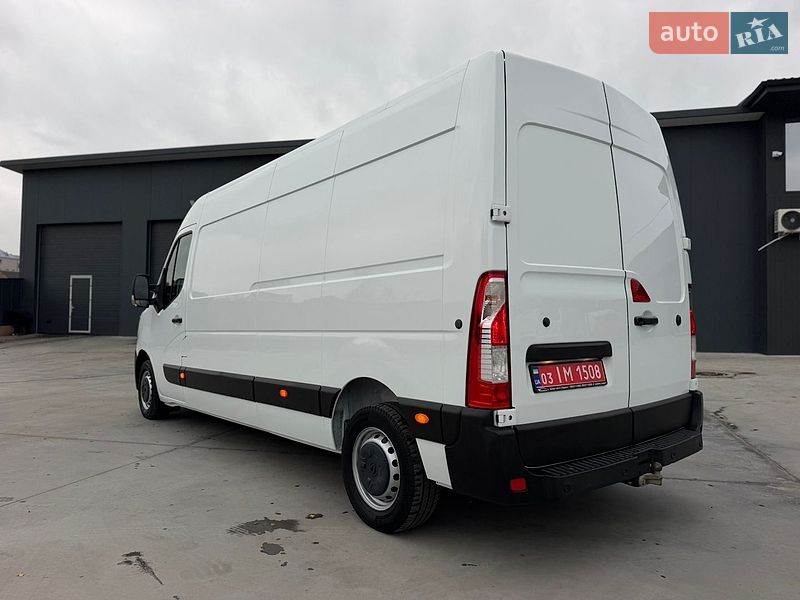 Грузовой фургон Renault Master 2022 в Дубно