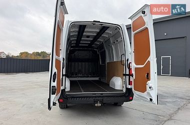 Грузовой фургон Renault Master 2022 в Дубно