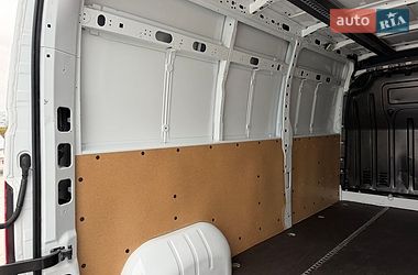 Грузовой фургон Renault Master 2022 в Дубно