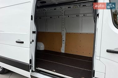 Грузовой фургон Renault Master 2022 в Дубно