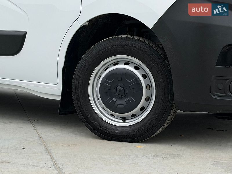 Грузовой фургон Renault Master 2022 в Дубно