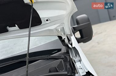 Грузовой фургон Renault Master 2022 в Дубно