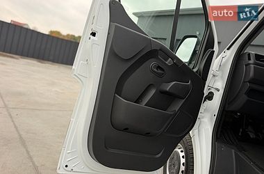 Грузовой фургон Renault Master 2022 в Дубно