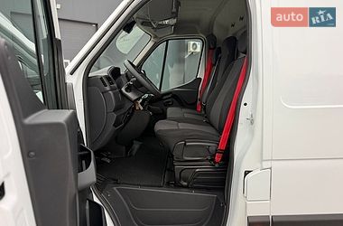 Грузовой фургон Renault Master 2022 в Дубно