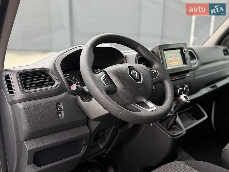 Грузовой фургон Renault Master 2022 в Дубно
