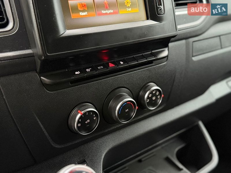 Грузовой фургон Renault Master 2022 в Дубно
