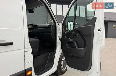 Грузовой фургон Renault Master 2022 в Дубно