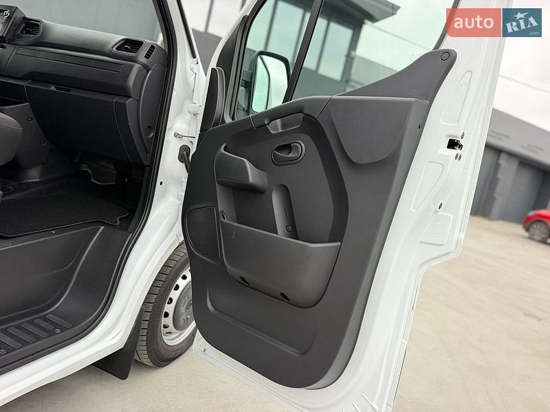 Грузовой фургон Renault Master 2022 в Дубно