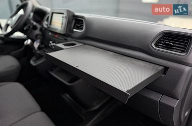 Грузовой фургон Renault Master 2022 в Дубно