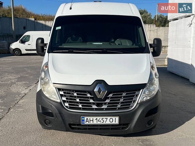 Грузовой фургон Renault Master 2015 в Киеве