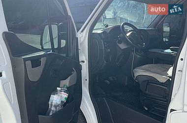 Грузовой фургон Renault Master 2015 в Киеве