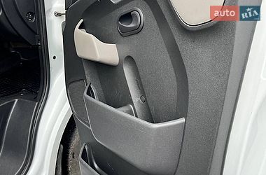 Грузовой фургон Renault Master 2015 в Киеве