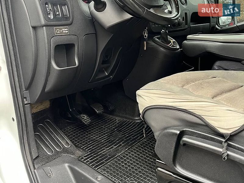Грузовой фургон Renault Master 2015 в Киеве