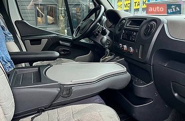 Грузовой фургон Renault Master 2015 в Киеве