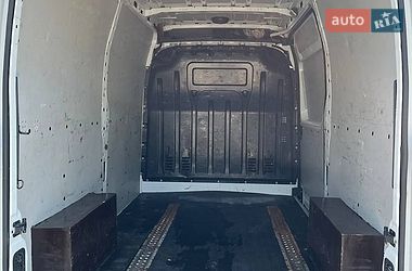 Грузовой фургон Renault Master 2015 в Киеве