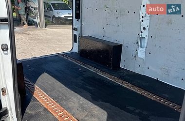 Грузовой фургон Renault Master 2015 в Киеве