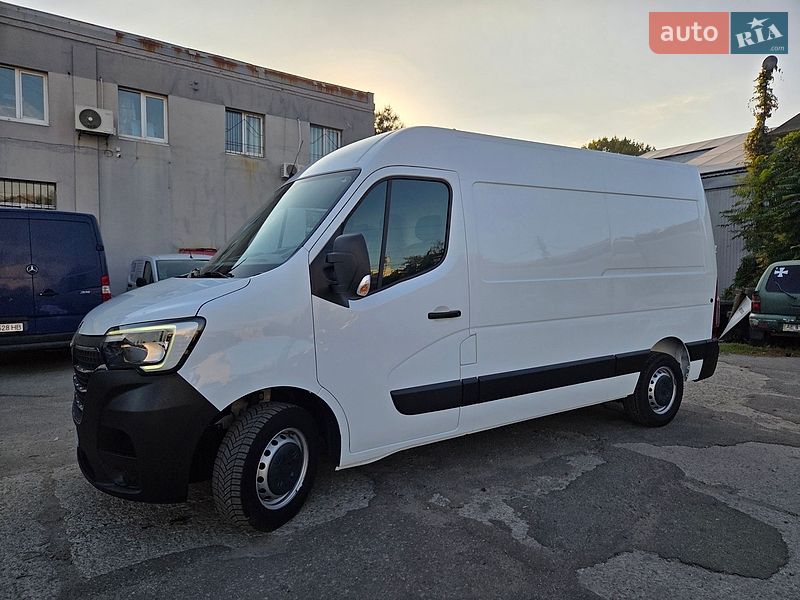 Грузовой фургон Renault Master 2023 в Днепре