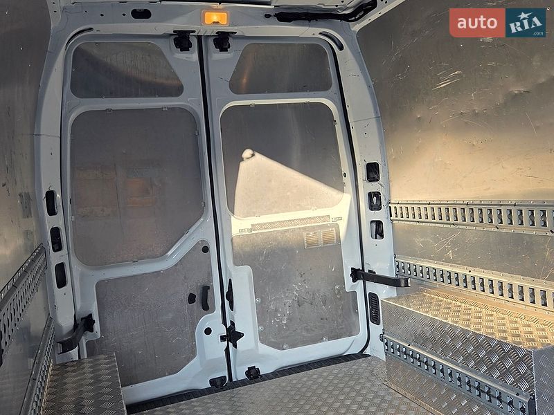 Грузовой фургон Renault Master 2023 в Днепре