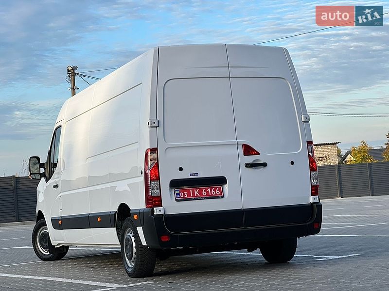 Грузовой фургон Renault Master 2023 в Дубно