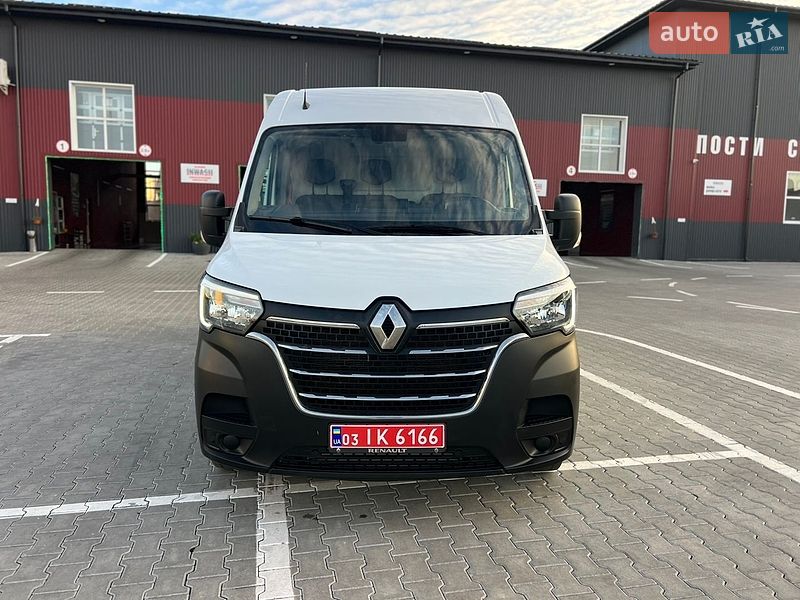 Грузовой фургон Renault Master 2023 в Дубно