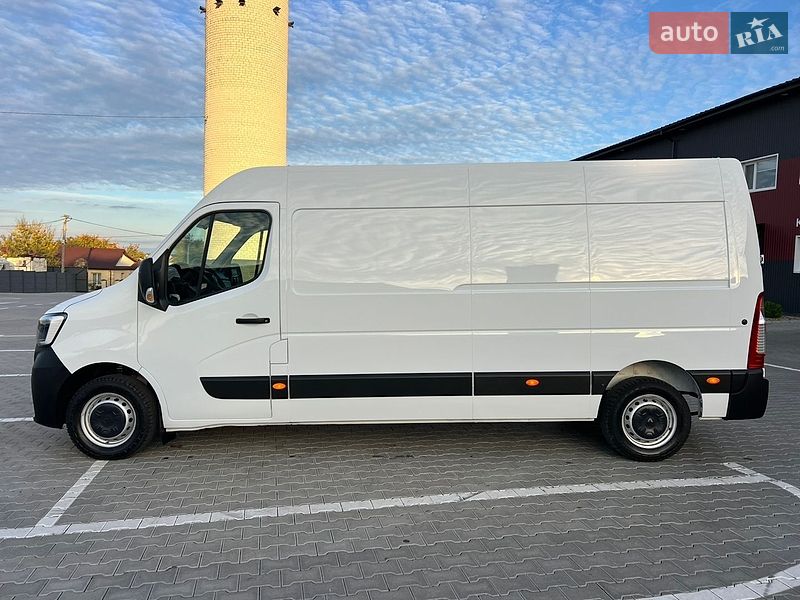 Грузовой фургон Renault Master 2023 в Дубно