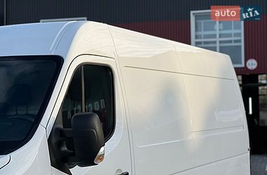 Грузовой фургон Renault Master 2023 в Дубно