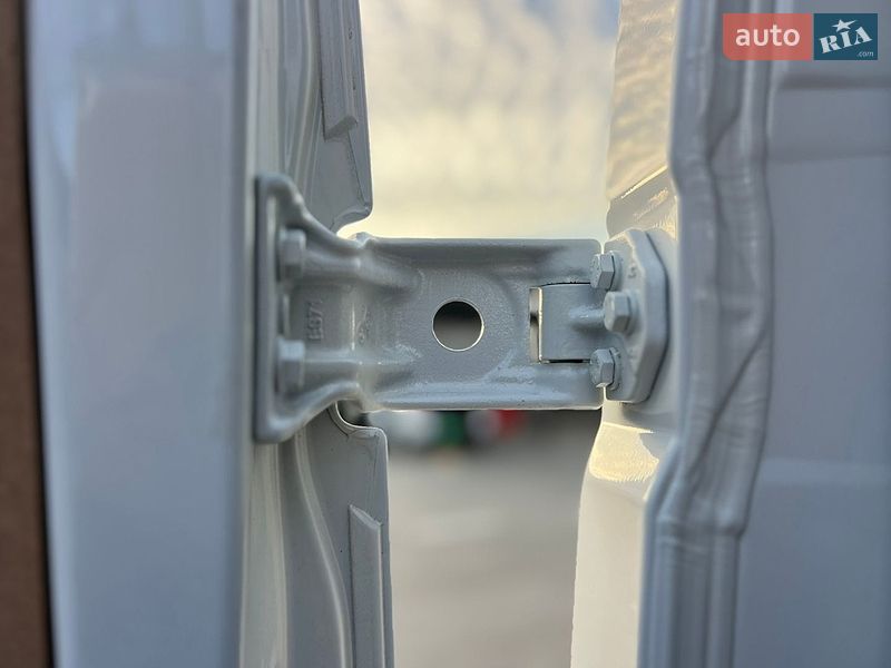 Грузовой фургон Renault Master 2023 в Дубно