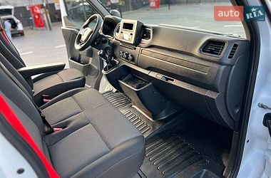 Грузовой фургон Renault Master 2023 в Дубно