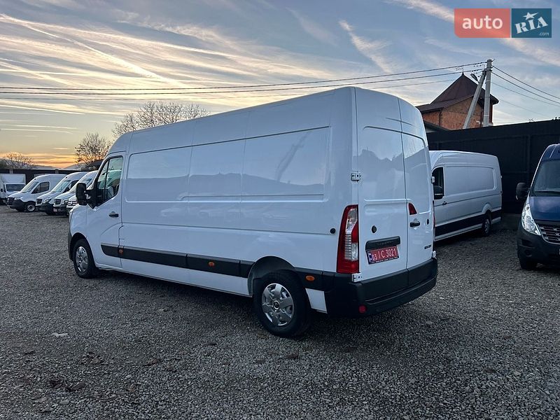 Вантажний фургон Renault Master 2021 в Хусті