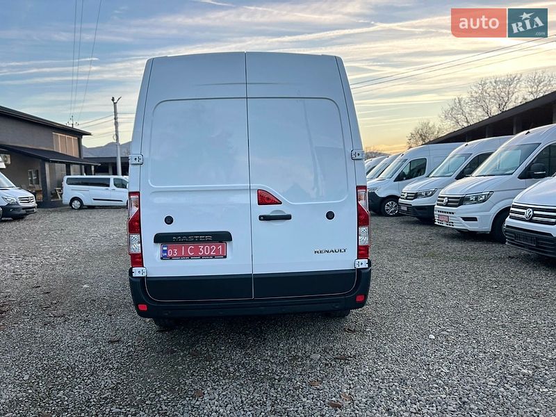 Вантажний фургон Renault Master 2021 в Хусті