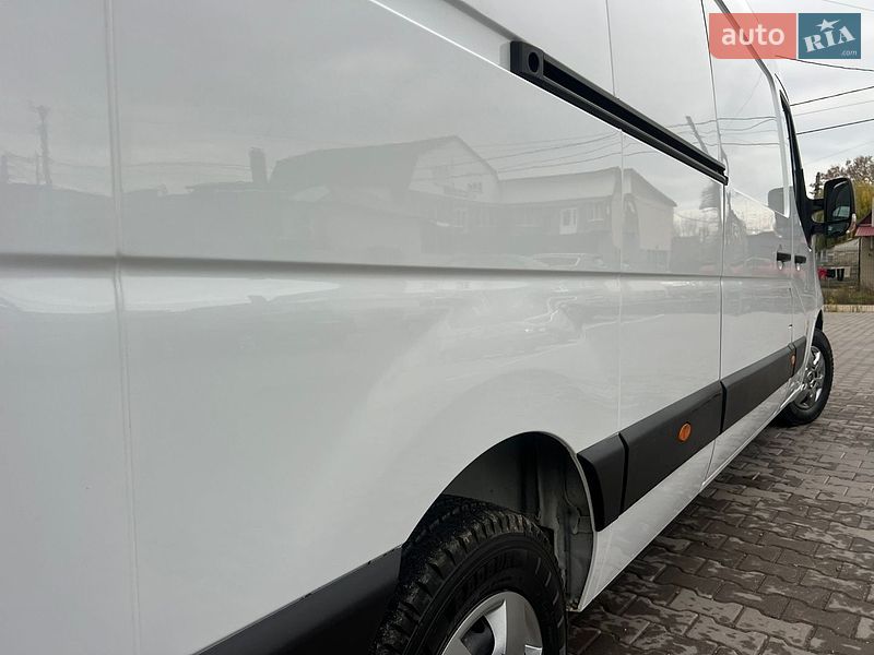 Вантажний фургон Renault Master 2019 в Бердичеві