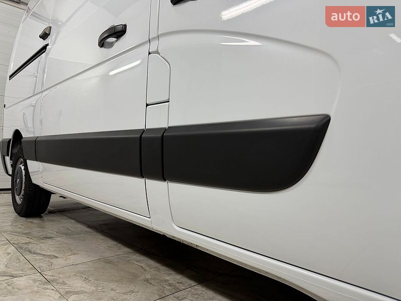 Грузовой фургон Renault Master 2022 в Полтаве