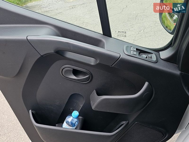 Вантажний фургон Renault Master 2022 в Києві