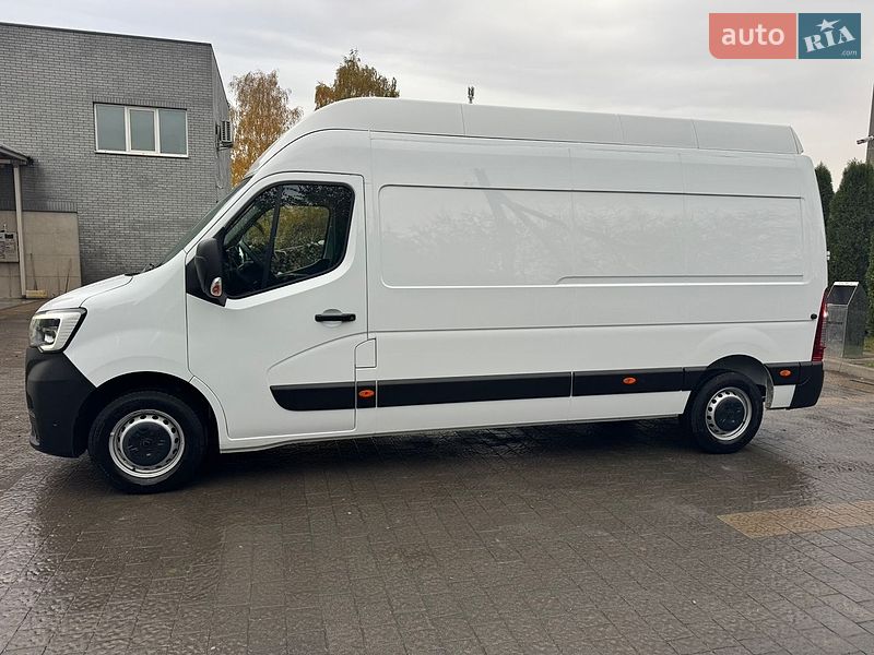 Грузовой фургон Renault Master 2022 в Луцке