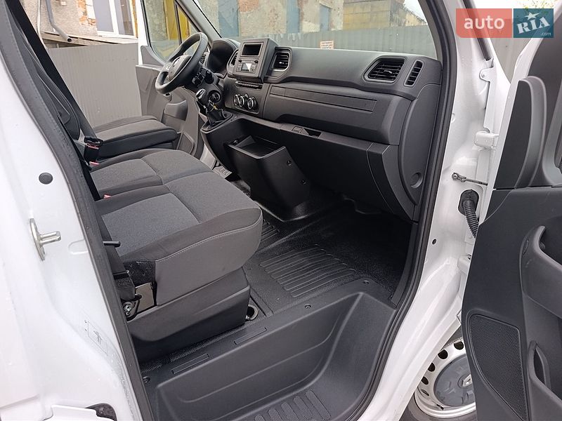 Минивэн Renault Master 2020 в Радехове