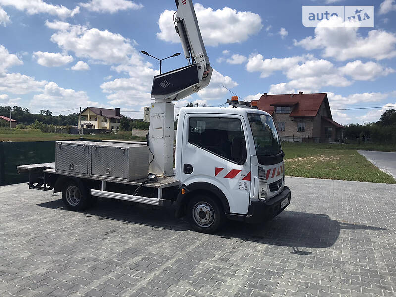 Автовышка Renault Maxity 2012 в Львове