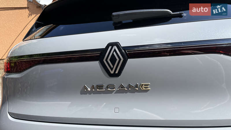 Внедорожник / Кроссовер Renault Megane E-Tech Electric 2022 в Мукачево