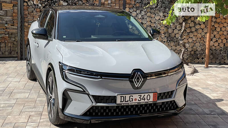 Позашляховик / Кросовер Renault Megane E-Tech Electric 2022 в Мукачевому