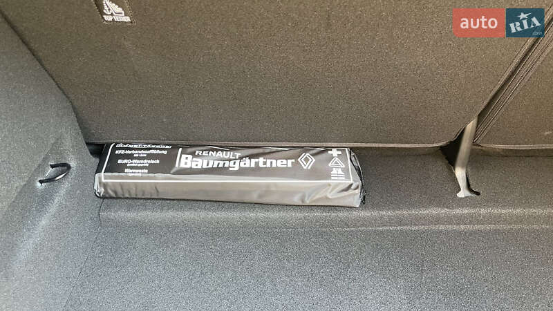 Внедорожник / Кроссовер Renault Megane E-Tech Electric 2022 в Мукачево