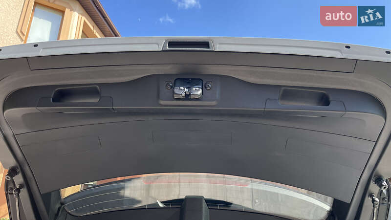 Внедорожник / Кроссовер Renault Megane E-Tech Electric 2022 в Мукачево