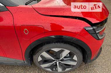 Внедорожник / Кроссовер Renault Megane E-Tech Electric 2023 в 