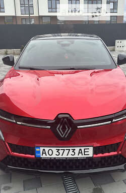 Позашляховик / Кросовер Renault Megane E-Tech Electric 2023 в Мукачевому