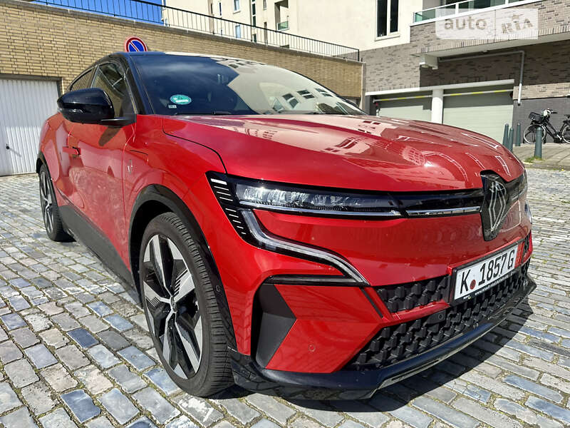 Позашляховик / Кросовер Renault Megane E-Tech Electric 2022 в Львові