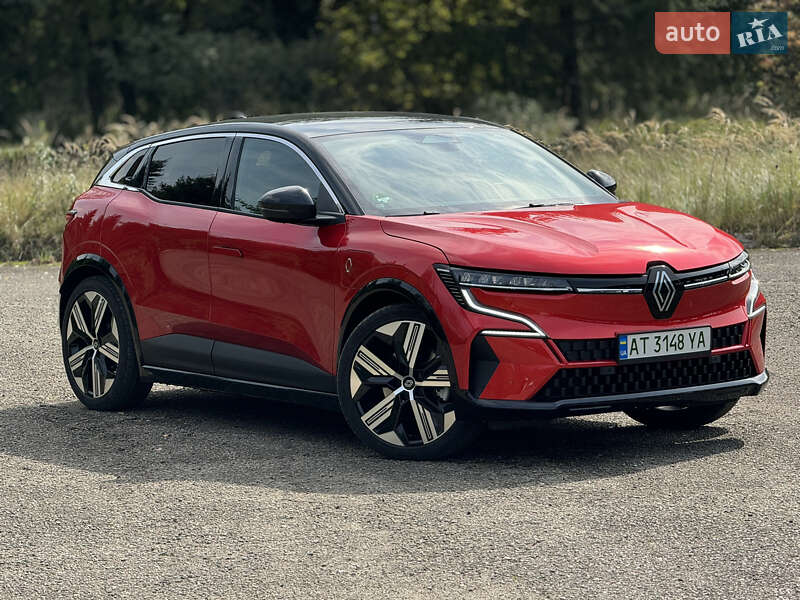 Внедорожник / Кроссовер Renault Megane E-Tech Electric 2022 в Долине