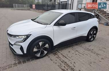Внедорожник / Кроссовер Renault Megane E-Tech Electric 2022 в Тернополе