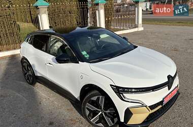 Внедорожник / Кроссовер Renault Megane E-Tech Electric 2023 в Дубно