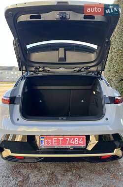 Позашляховик / Кросовер Renault Megane E-Tech Electric 2023 в 