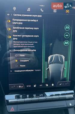 Позашляховик / Кросовер Renault Megane E-Tech Electric 2023 в 