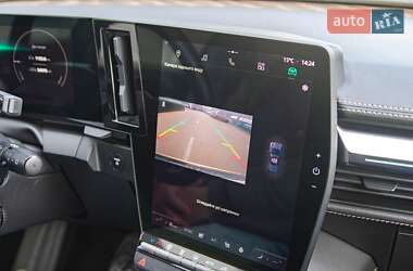 Позашляховик / Кросовер Renault Megane E-Tech Electric 2022 в 
